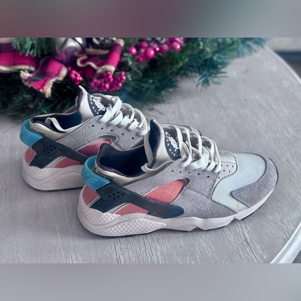 Nike Women's Air Huarache Shoes Sneakers Moon Fossil/Blue (8)